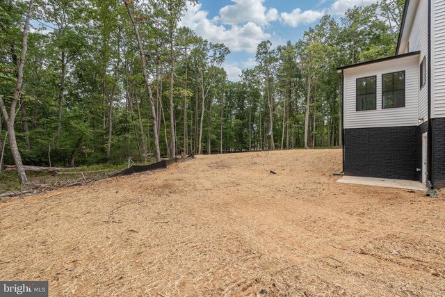 1079 ALMA GAYNELLE DR, Mineral, VA 23117