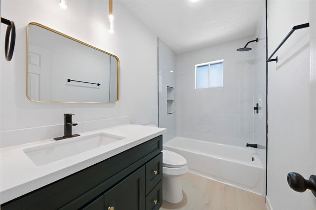 9518 Landry Boulevard, Spring, TX 77379