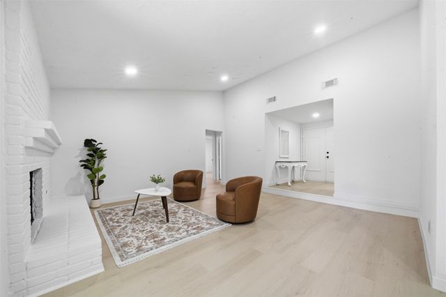 9518 Landry Boulevard, Spring, TX 77379