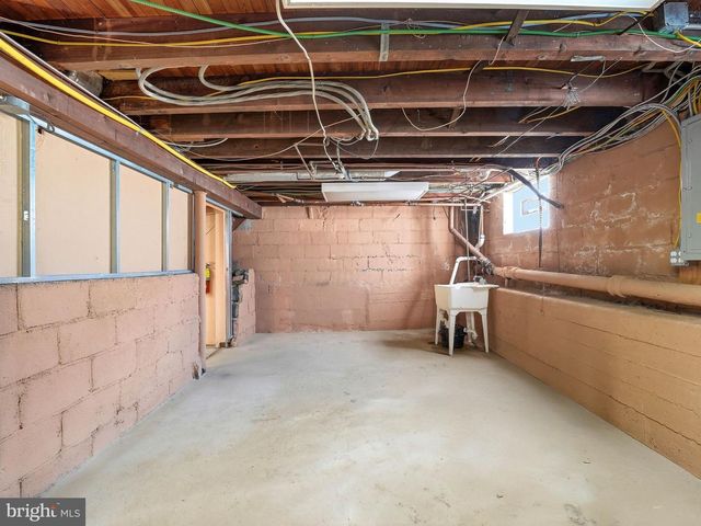 1008 N PROVIDENCE RD, Media, PA 19063