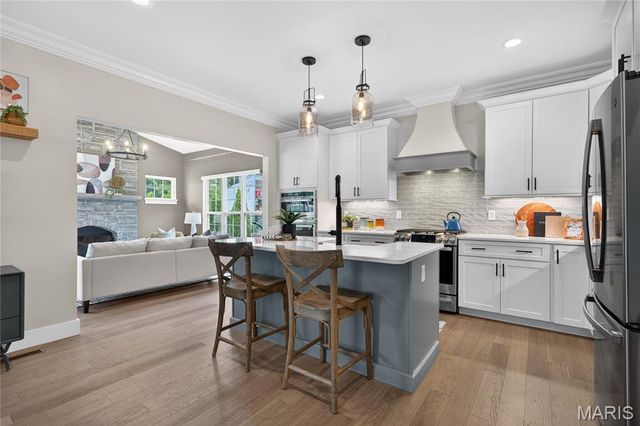 651 W Adams Avenue, Kirkwood, MO 63122