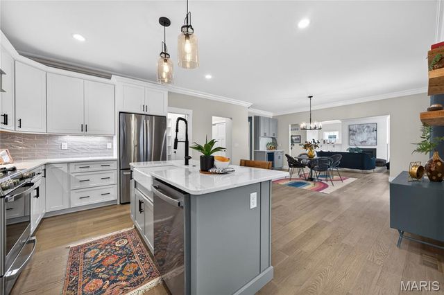 651 W Adams Avenue, Kirkwood, MO 63122