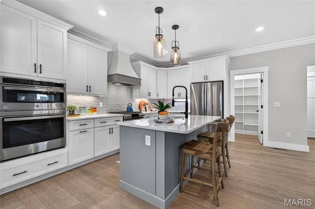 651 W Adams Avenue, Kirkwood, MO 63122