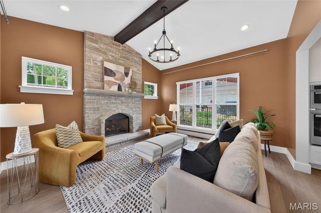 651 W Adams Avenue, Kirkwood, MO 63122