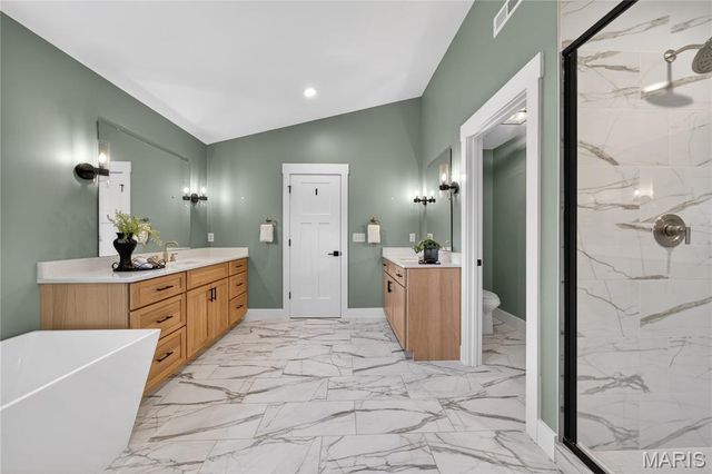 651 W Adams Avenue, Kirkwood, MO 63122