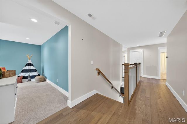 651 W Adams Avenue, Kirkwood, MO 63122