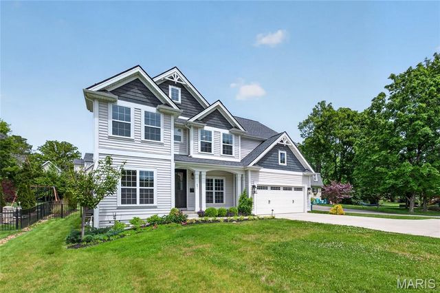 651 W Adams Avenue, Kirkwood, MO 63122