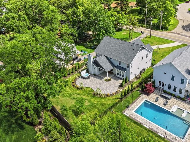 651 W Adams Avenue, Kirkwood, MO 63122
