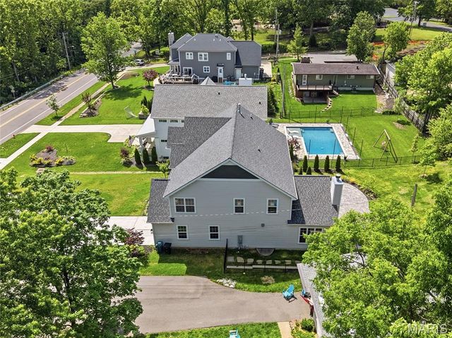 651 W Adams Avenue, Kirkwood, MO 63122