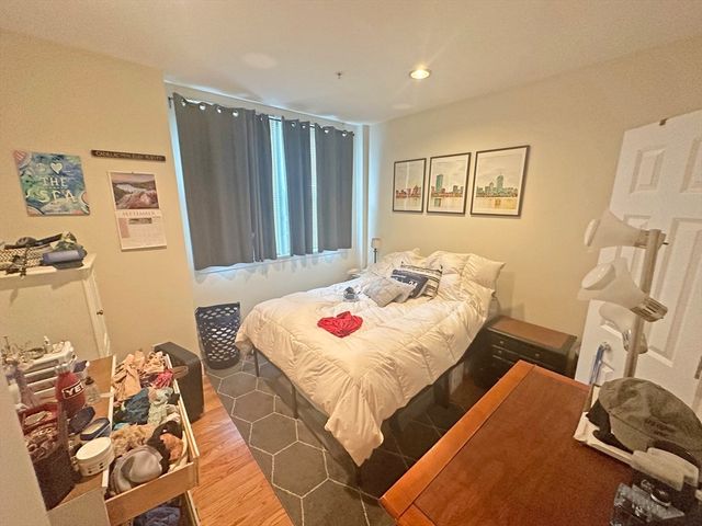 550 E 3rd St, Boston, MA 02127