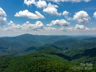 68 Misty Dawn Cove 13A, Hendersonville, NC 28792