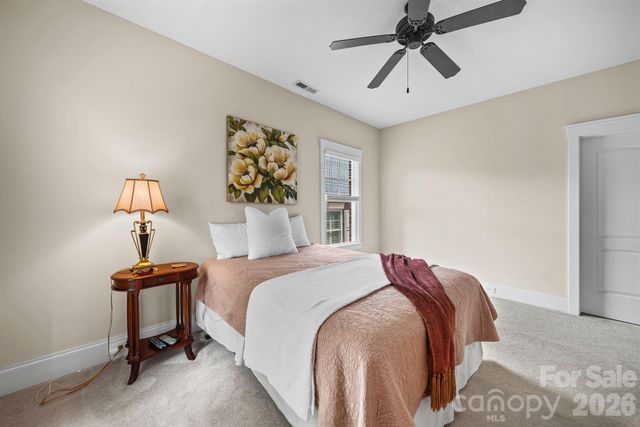 718 Kingsley Way, Belmont, NC 28012