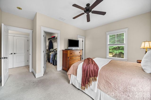 718 Kingsley Way, Belmont, NC 28012