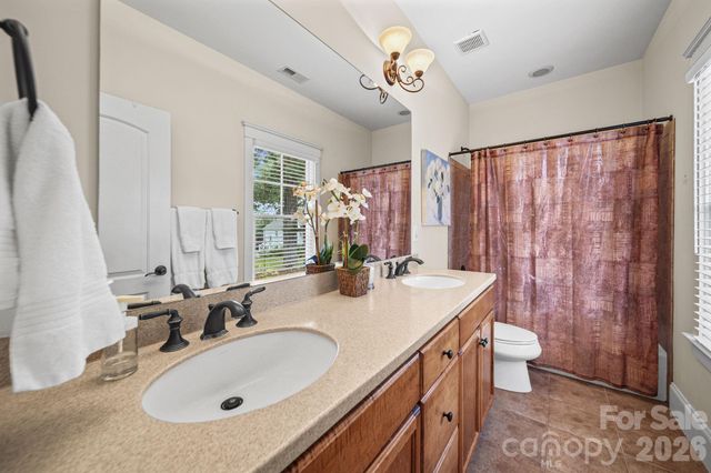 718 Kingsley Way, Belmont, NC 28012