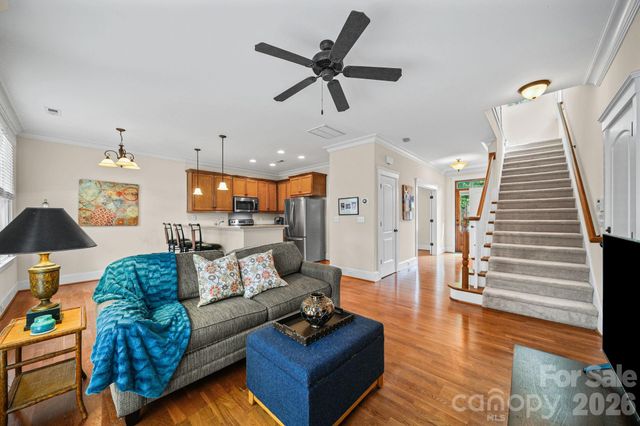 718 Kingsley Way, Belmont, NC 28012
