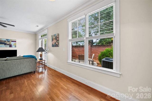 718 Kingsley Way, Belmont, NC 28012