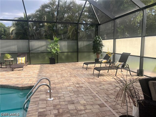 173 Palmetto Dunes CIR, Naples, FL 34113