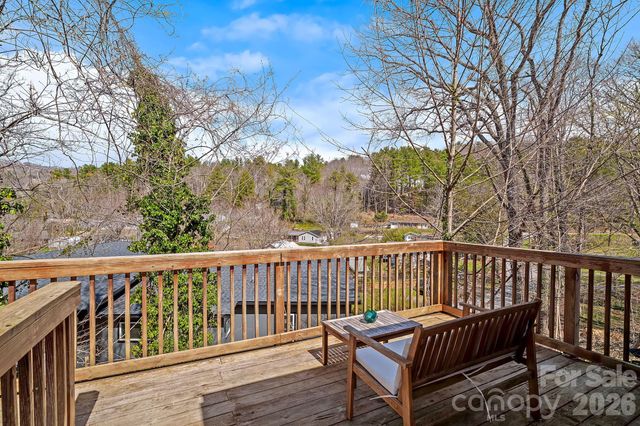 39 Spooks Branch Extension, Asheville, NC 28804