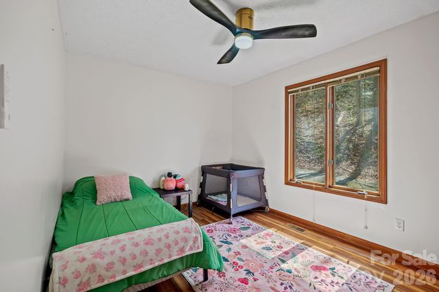 39 Spooks Branch Extension, Asheville, NC 28804