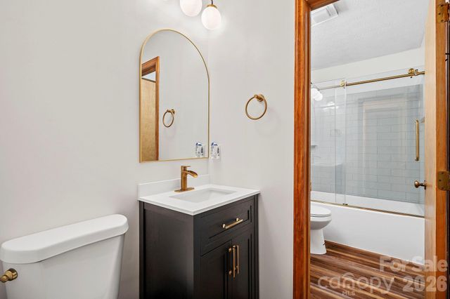 39 Spooks Branch Extension, Asheville, NC 28804