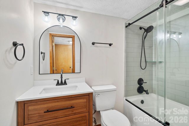 39 Spooks Branch Extension, Asheville, NC 28804