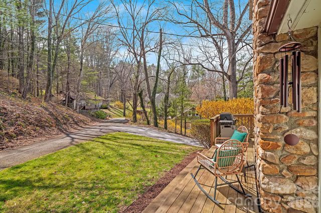 39 Spooks Branch Extension, Asheville, NC 28804