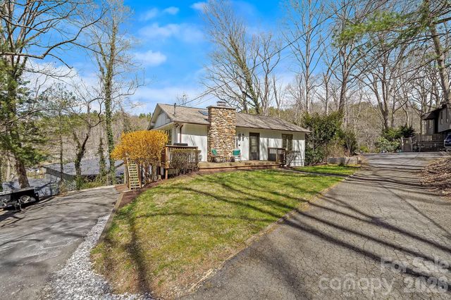 39 Spooks Branch Extension, Asheville, NC 28804