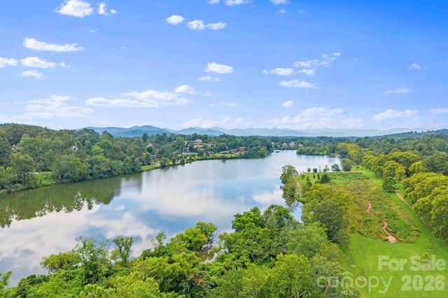 39 Spooks Branch Extension, Asheville, NC 28804