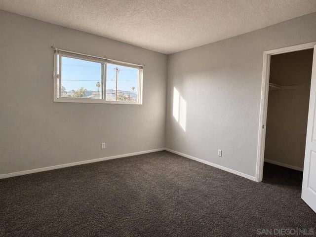 455 Ballantyne St 21, El Cajon, CA 92020