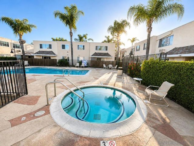 455 Ballantyne St 21, El Cajon, CA 92020