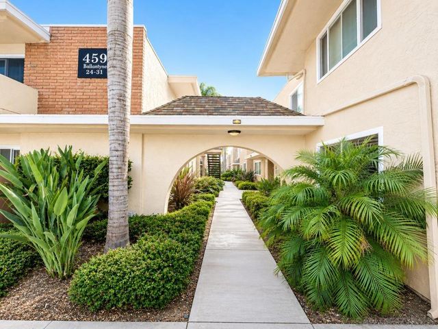 455 Ballantyne St 21, El Cajon, CA 92020