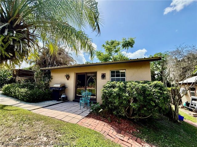 603 Lake Blue Drive, Lake Placid, FL 33852