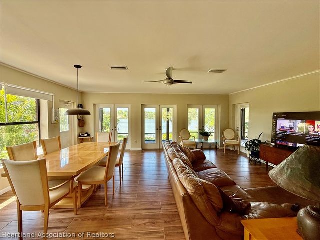 603 Lake Blue Drive, Lake Placid, FL 33852