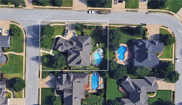 5401 S 44th Street, Rogers, AR 72758