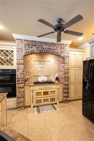 5401 S 44th Street, Rogers, AR 72758