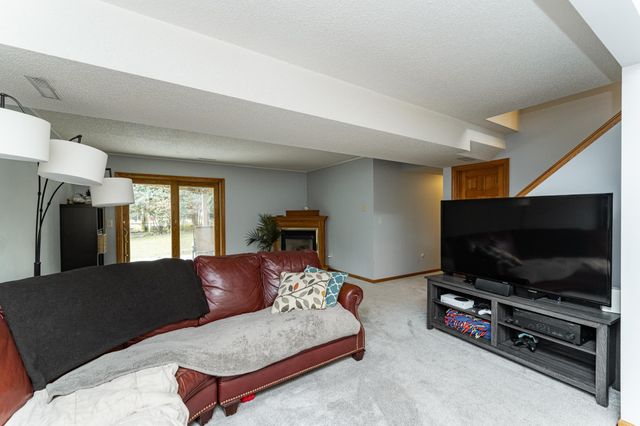 3436 42nd Street NW, Rochester, MN 55901