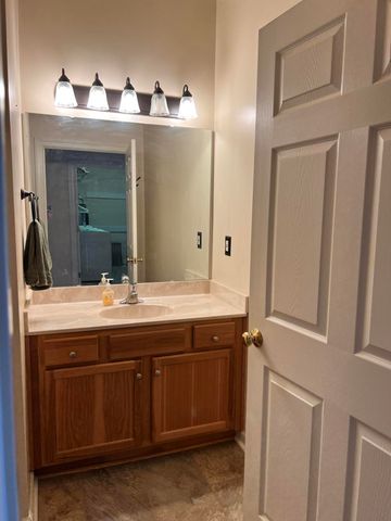 2710 Feather Garden CIR, Vinton, VA 24179