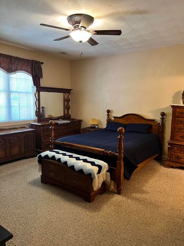 2710 Feather Garden CIR, Vinton, VA 24179
