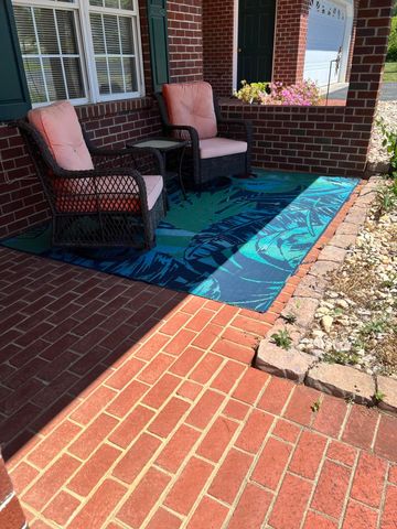 2710 Feather Garden CIR, Vinton, VA 24179