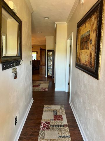 2710 Feather Garden CIR, Vinton, VA 24179