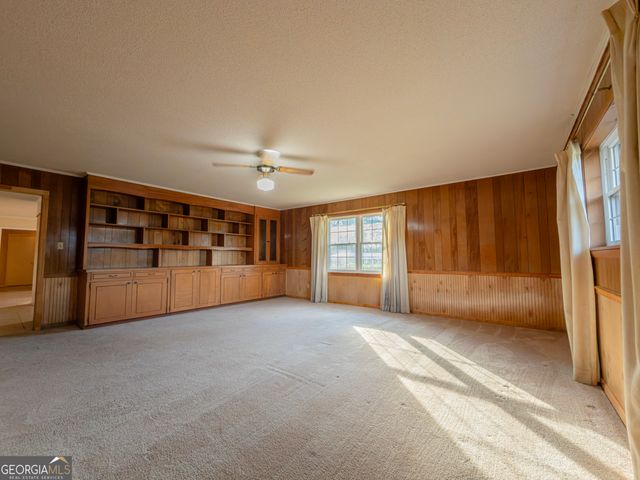 105 Edgewood Road, Glennville, GA 30427