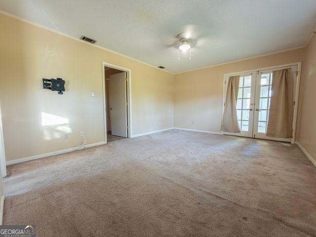 105 Edgewood Road, Glennville, GA 30427