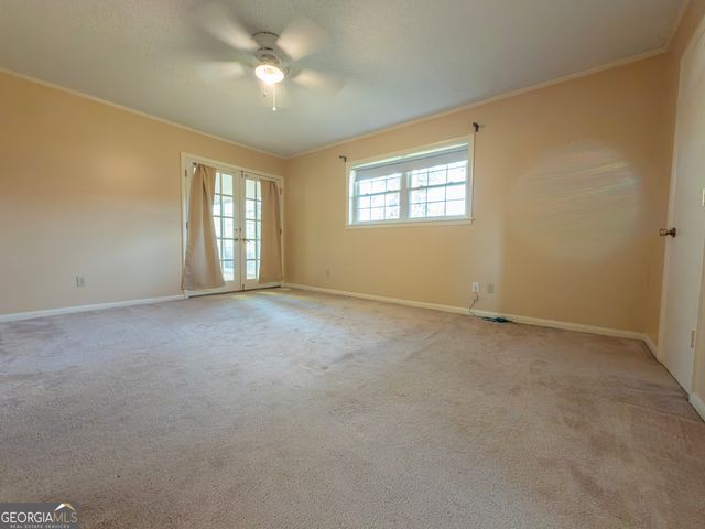 105 Edgewood Road, Glennville, GA 30427
