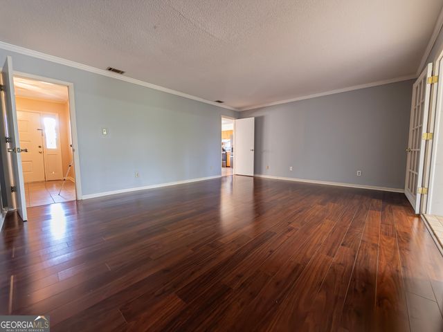 105 Edgewood Road, Glennville, GA 30427
