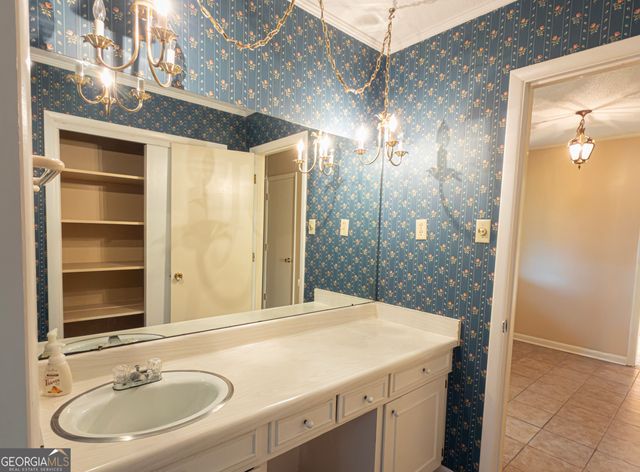 105 Edgewood Road, Glennville, GA 30427