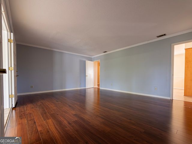 105 Edgewood Road, Glennville, GA 30427