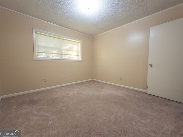 105 Edgewood Road, Glennville, GA 30427