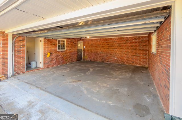 105 Edgewood Road, Glennville, GA 30427