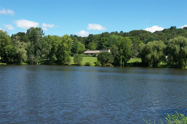 504 Heritage Hills B, Somers, NY 10589