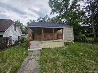 16754 W Parkway Street, Detroit, MI 48219